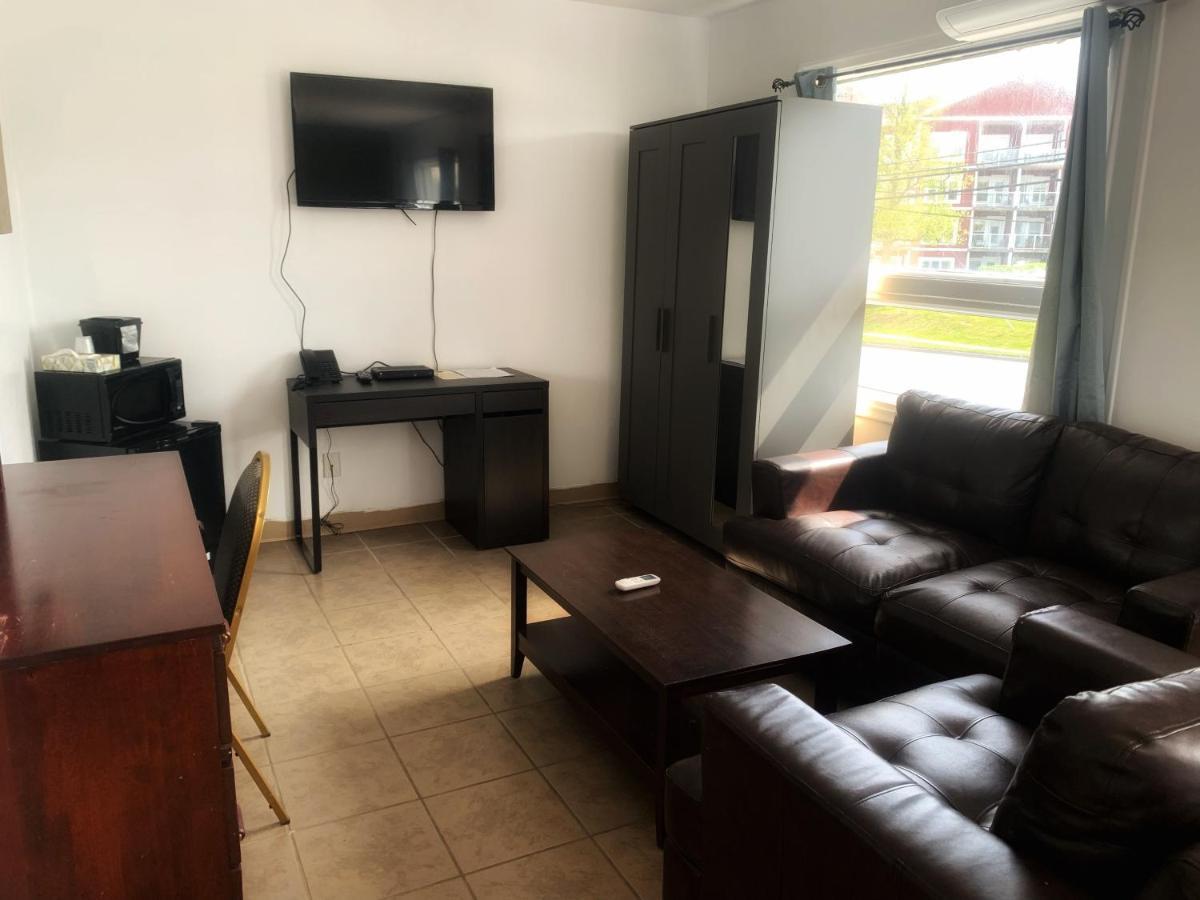 Hotel Harbourview And 3*